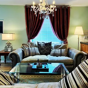  Apartment Retro Seaside Apt With Patio United Kingdom
